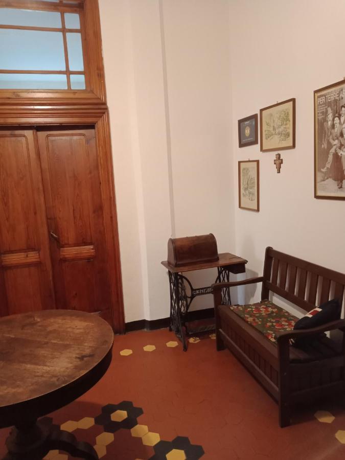 Casa Con Vista - Border House - Pontremoli Lejlighed Eksteriør billede