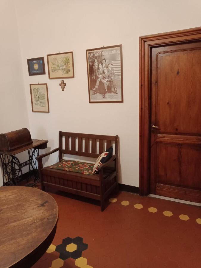 Casa Con Vista - Border House - Pontremoli Lejlighed Eksteriør billede